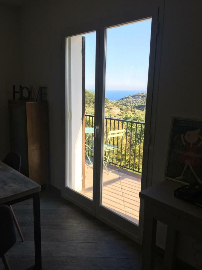 Agriturismo Oltrealmare Civezza Exteriér fotografie